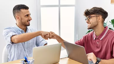 Employee Engagement Program Examples That All Workplaces Need