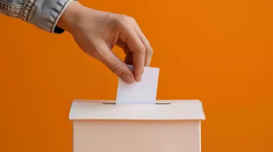 Employee nominating their colleague through a rewards and recognition strategy